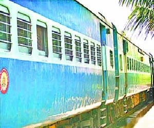 The death of the young man falling from train.